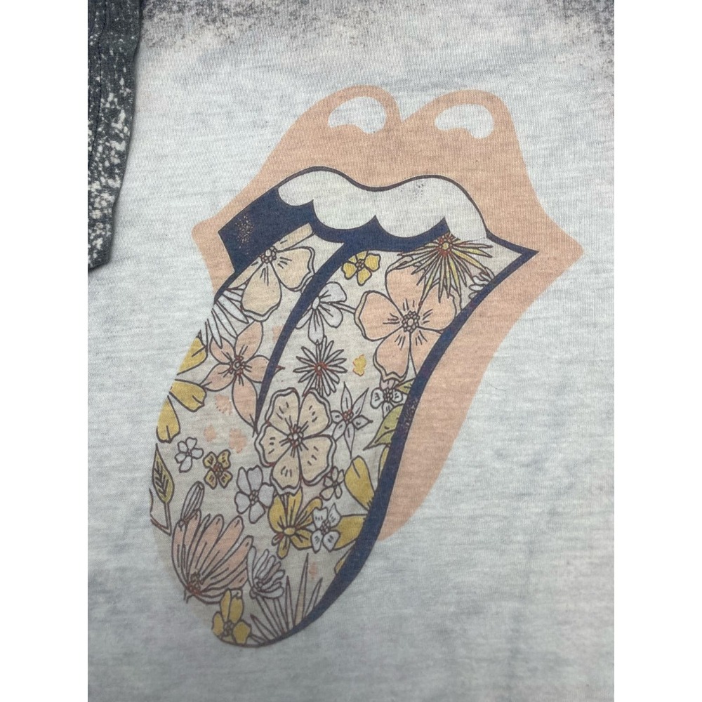 Flower Tongue Red Lips Bleached T-Shirt Size XL Black and White